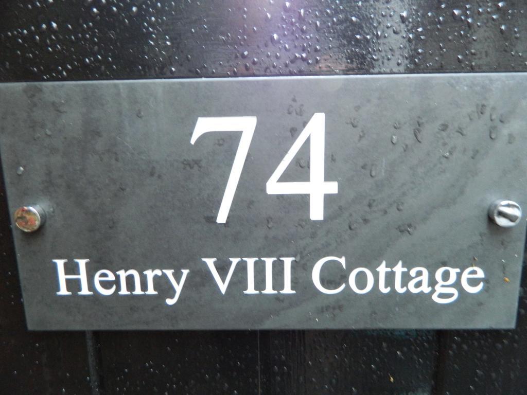 Henry VIII Cottage In The Heart Of Henley ภายนอก รูปภาพ